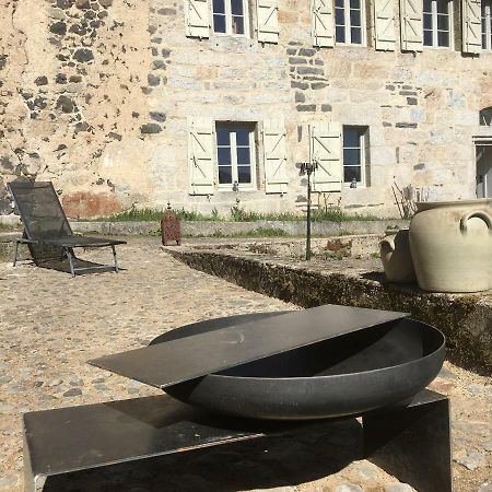LA CURE grande maison de charme de 2 a 14 personnes Saint-Urcize Extérieur photo