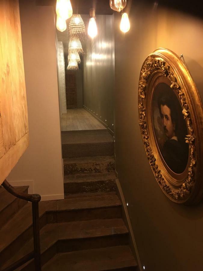 LA CURE grande maison de charme de 2 a 14 personnes Saint-Urcize Extérieur photo
